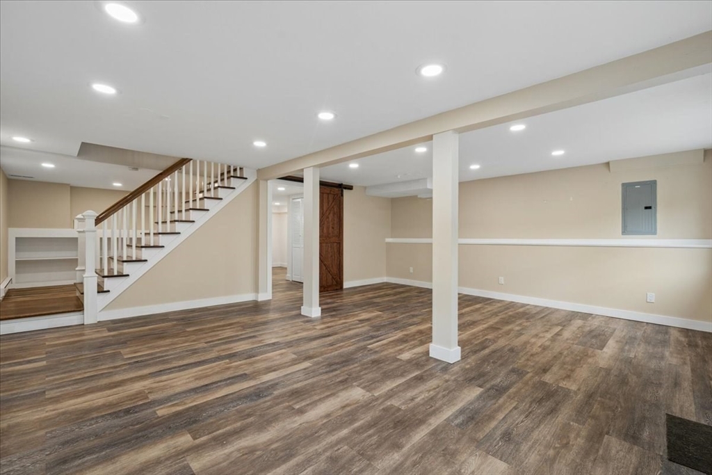 9 Robinhood Road, Tyngsborough, MA Photo #30