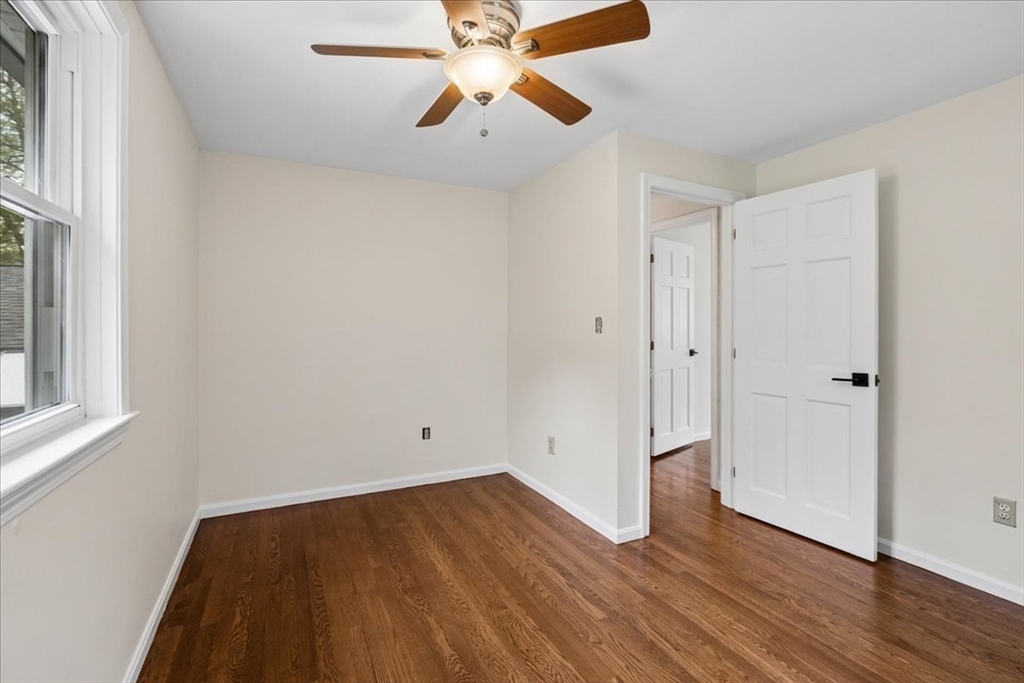 9 Robinhood Road, Tyngsborough, MA Photo #26