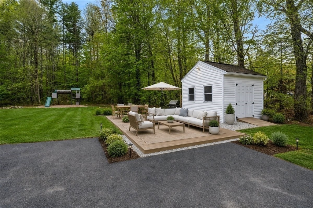 9 Robinhood Road, Tyngsborough, MA Photo #37