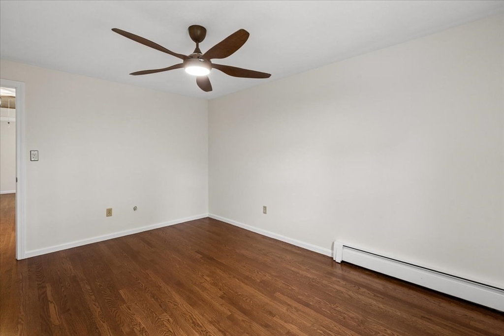 9 Robinhood Road, Tyngsborough, MA Photo #20