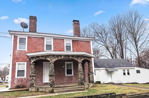 Photo of 971 Waverly St, Framingham, MA 01702 (MLS # 73504081)