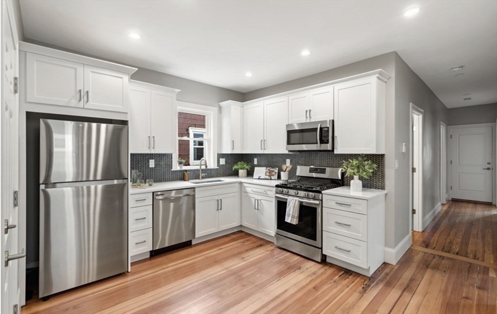 17 Van Winkle Street 3
