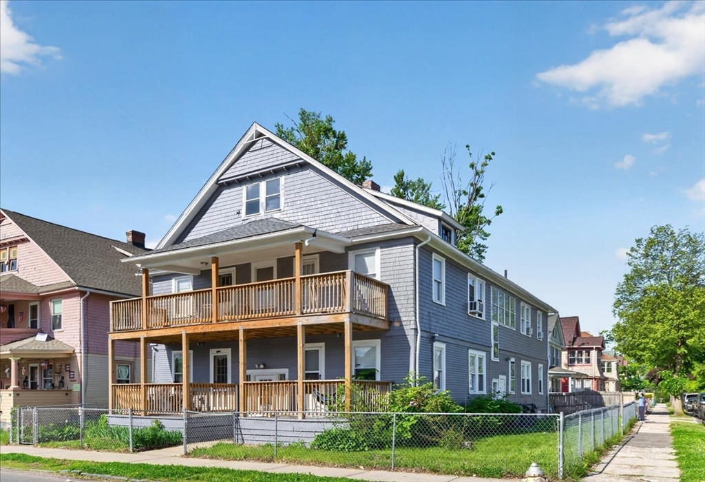 310 Oakland St