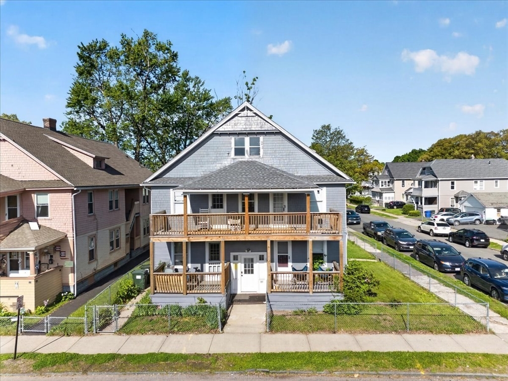 310 Oakland St