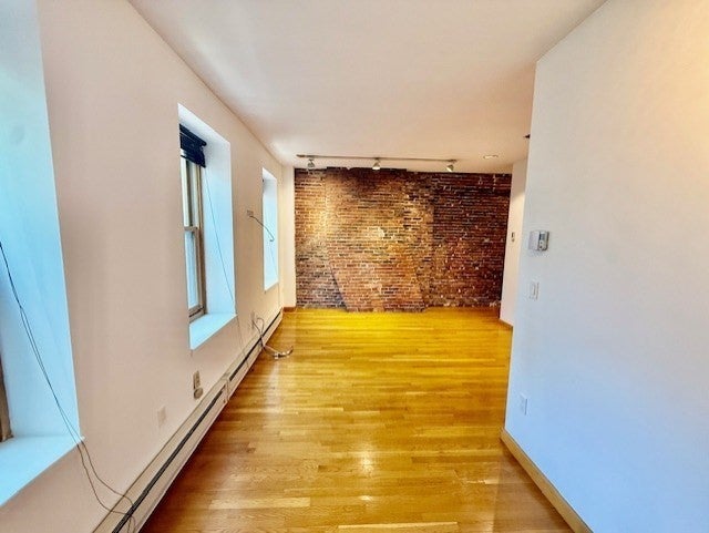 7 Thacher Court #3, Boston, MA Photo #4