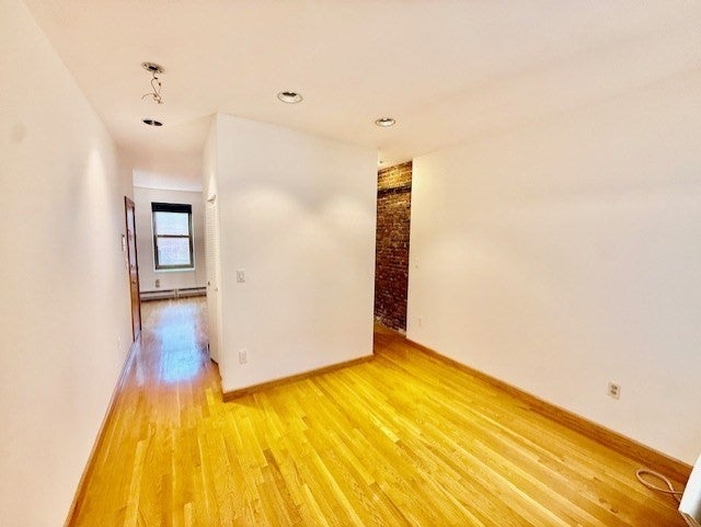 7 Thacher Court #3, Boston, MA Photo #8