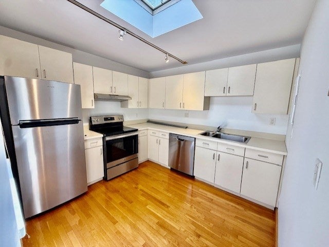 7 Thacher Court #3, Boston, MA Photo #12
