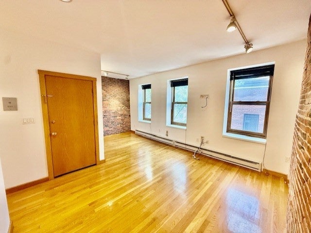 7 Thacher Court #3, Boston, MA Photo #3