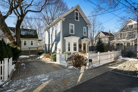 Photo of 40 Mead Street #SF, Somerville, MA 02144 (MLS # 73462513)