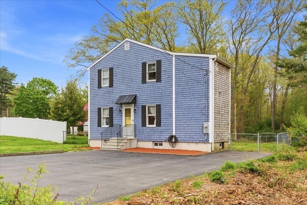 9 Douglas Ave