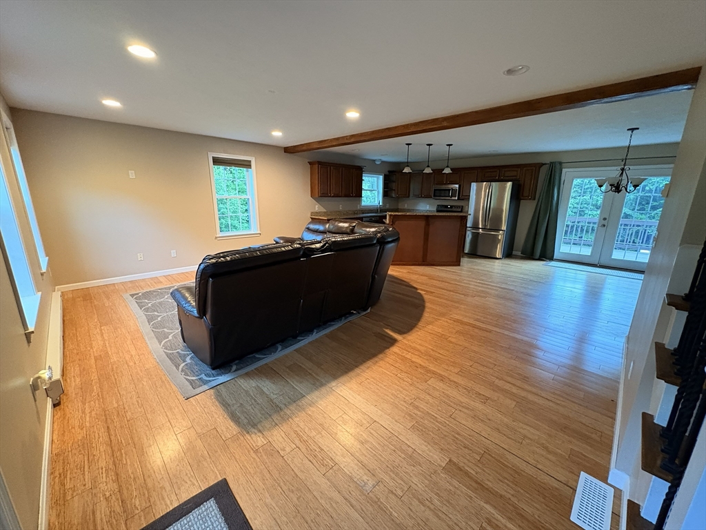 1026 Worcester Rd