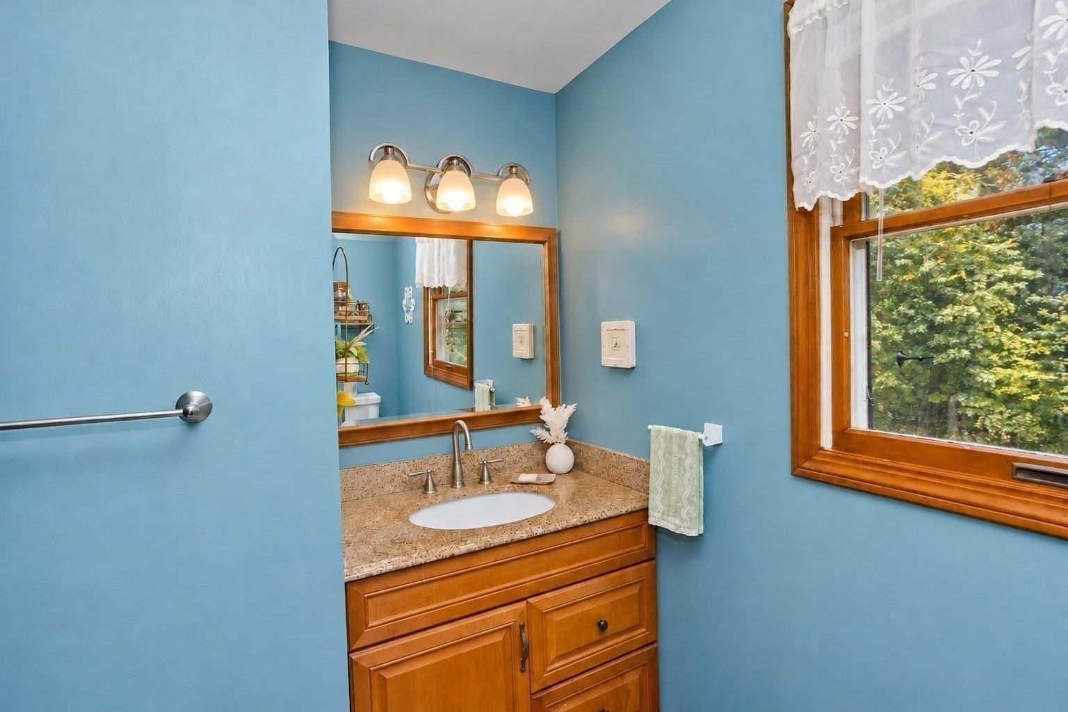 168 Root Rd, Westfield, MA, 168 Root Rd, Westfield, MA Photo #20