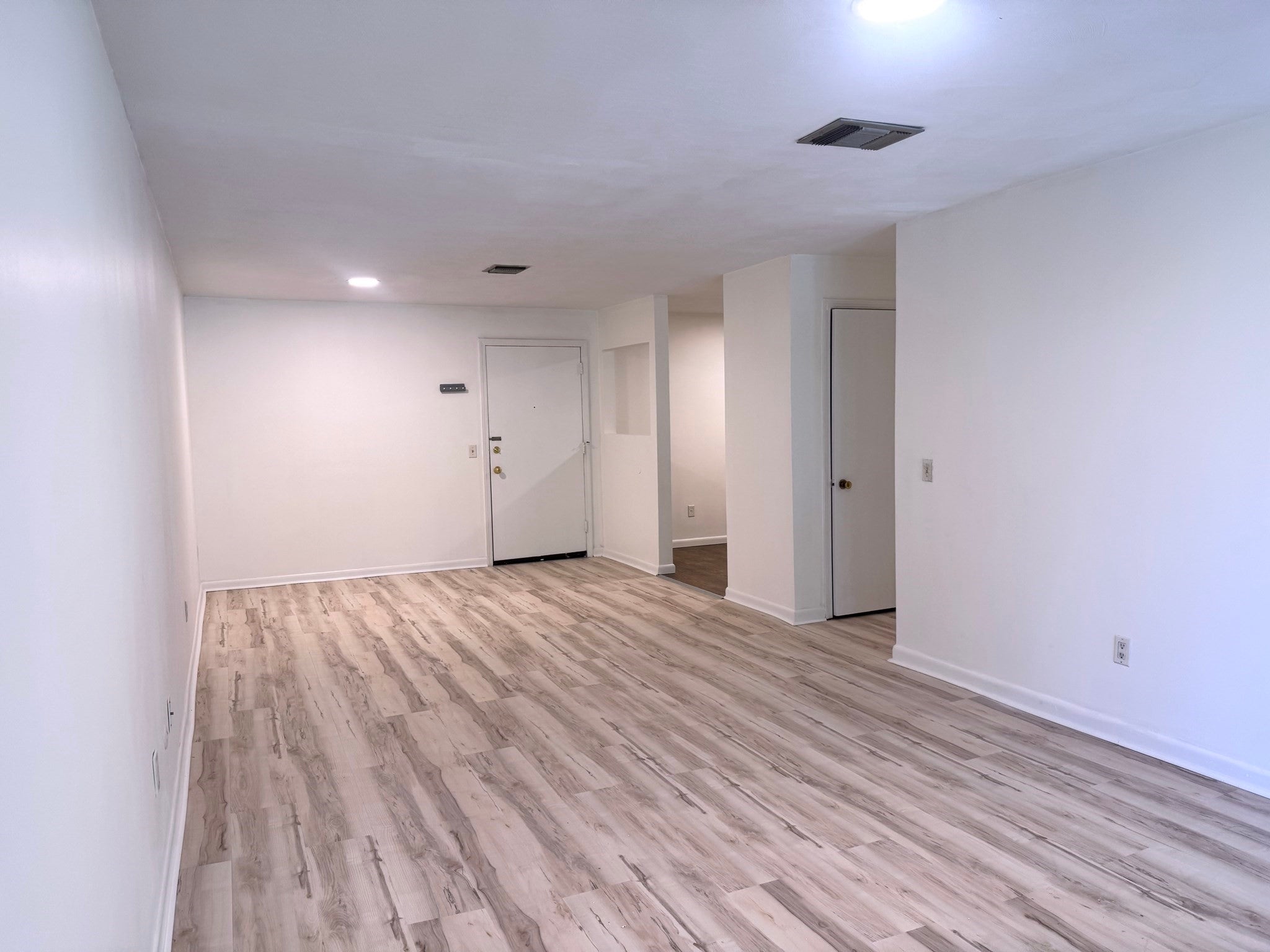 176 Maple Ave. 4-34