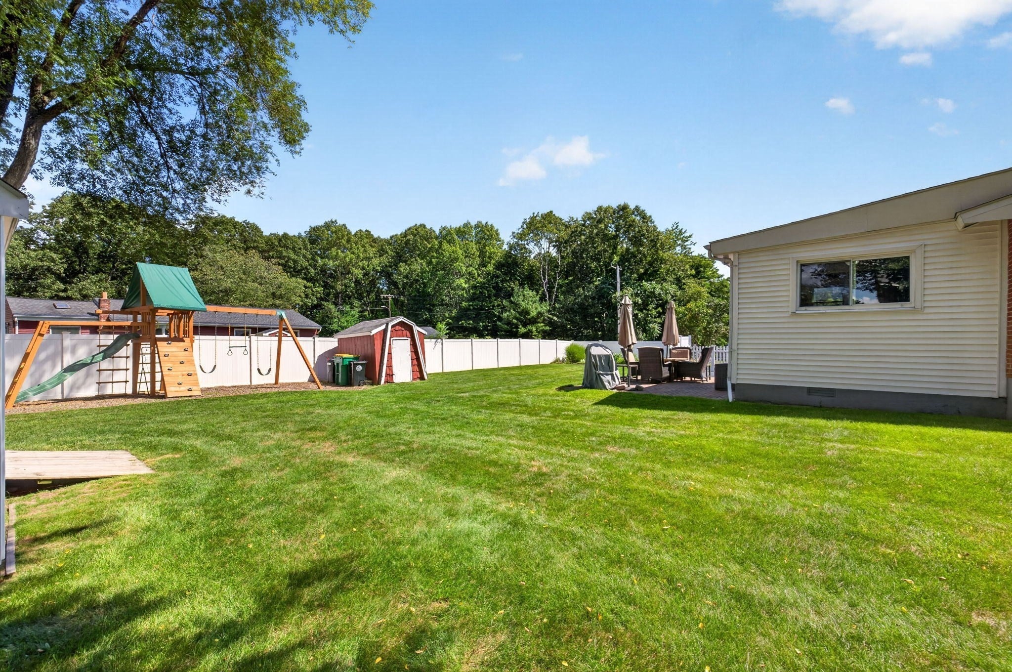 215 Mendon Road, North Attleboro, MA Photo #33