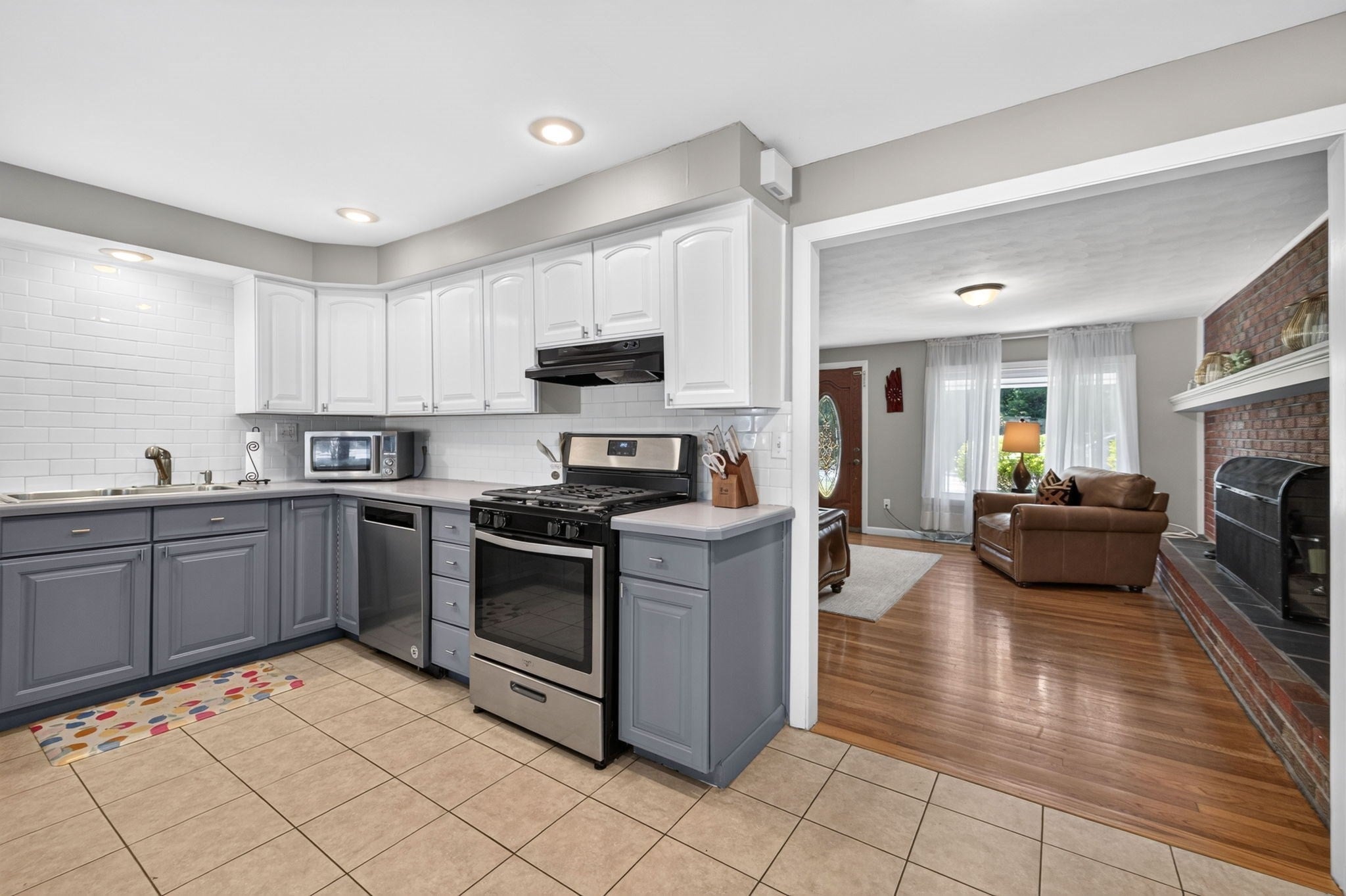 215 Mendon Road, North Attleboro, MA Photo #15