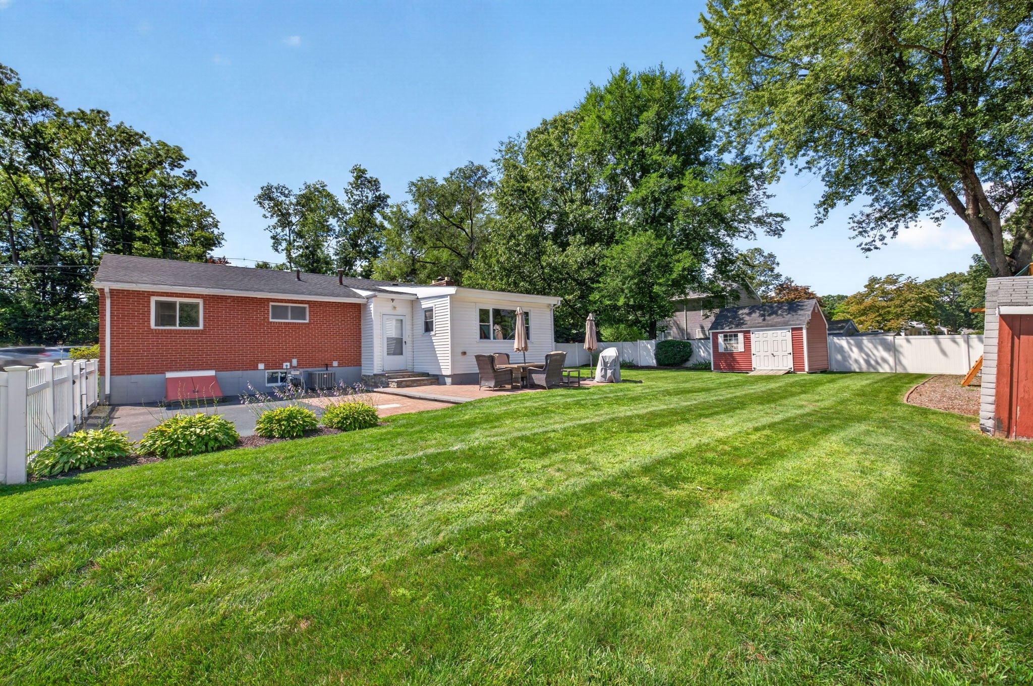 215 Mendon Road, North Attleboro, MA Photo #40