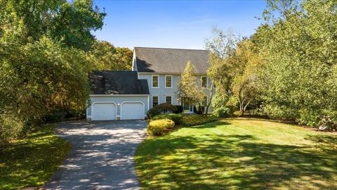 8 Arch St Shrewsbury MA 01545