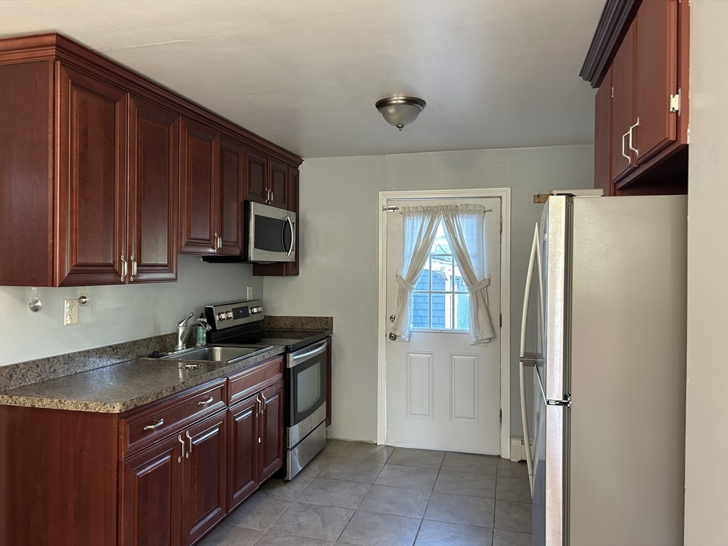 569 Winthrop Street 1