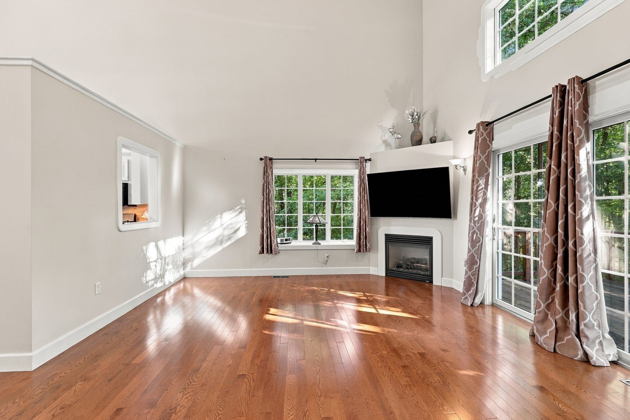 11 Aris Way, Milford, MA, 11 Aris Way, Milford, MA Photo #14