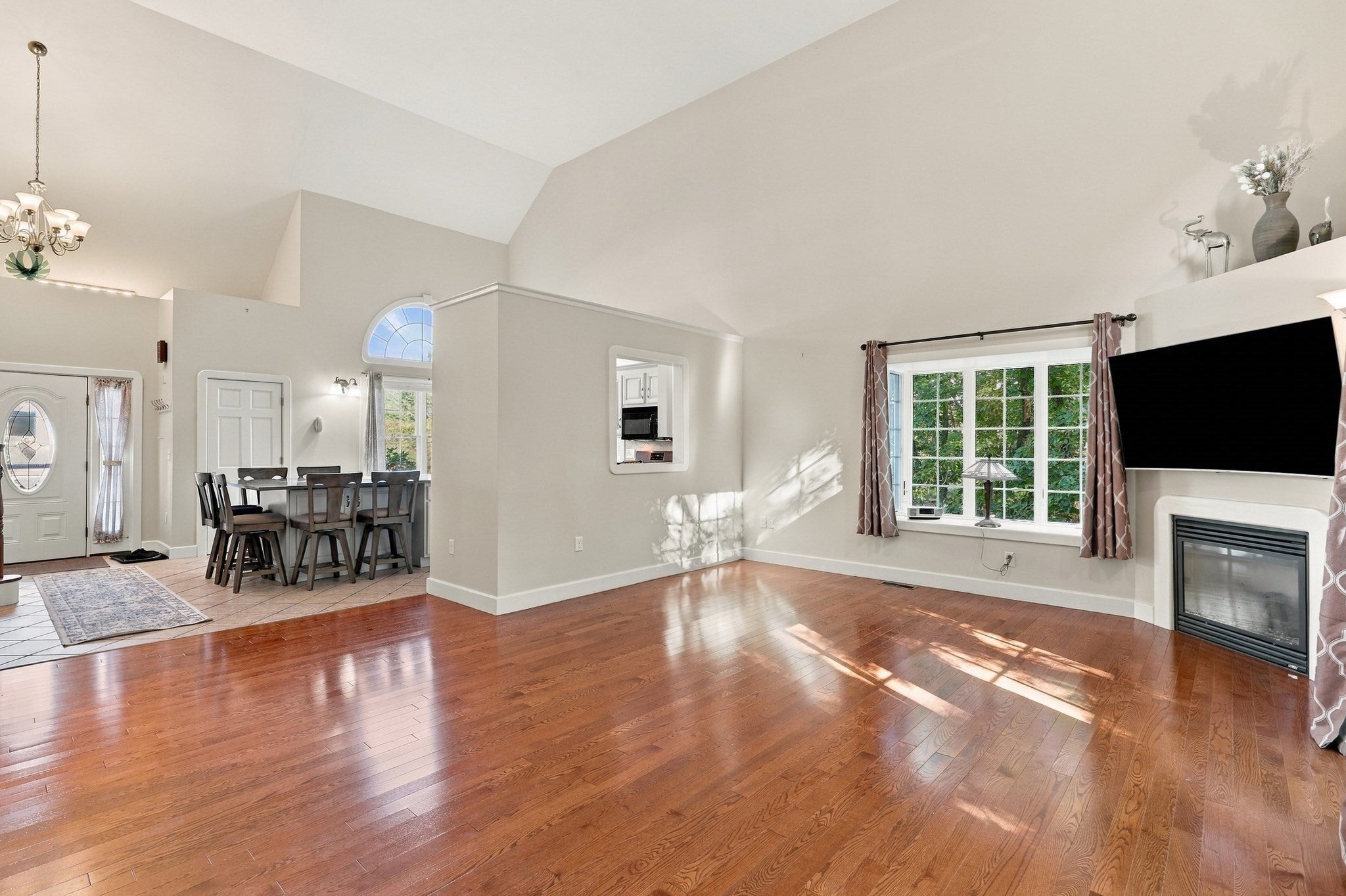11 Aris Way, Milford, MA, 11 Aris Way, Milford, MA Photo #11