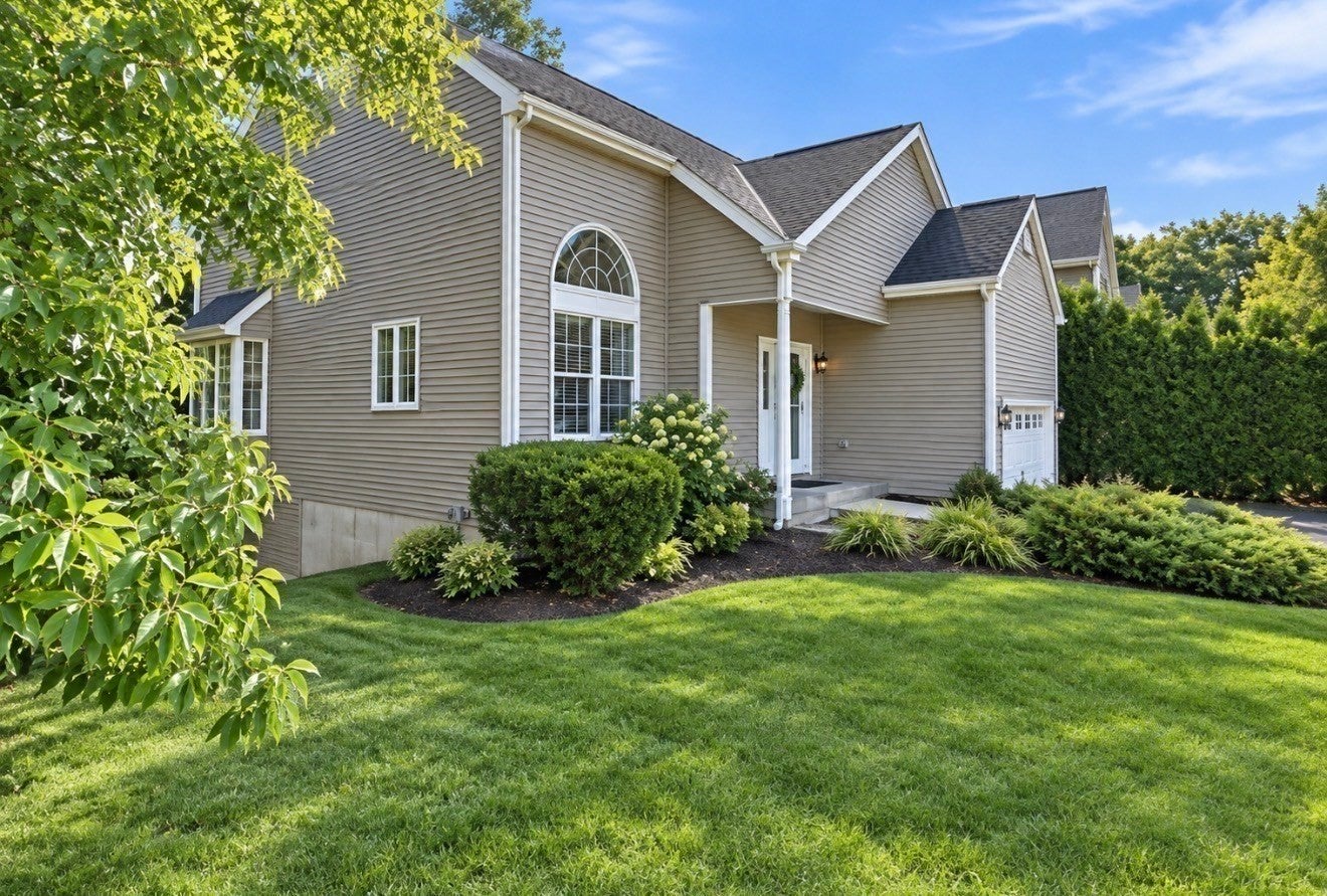 11 Aris Way, Milford, MA, 11 Aris Way, Milford, MA Photo #3