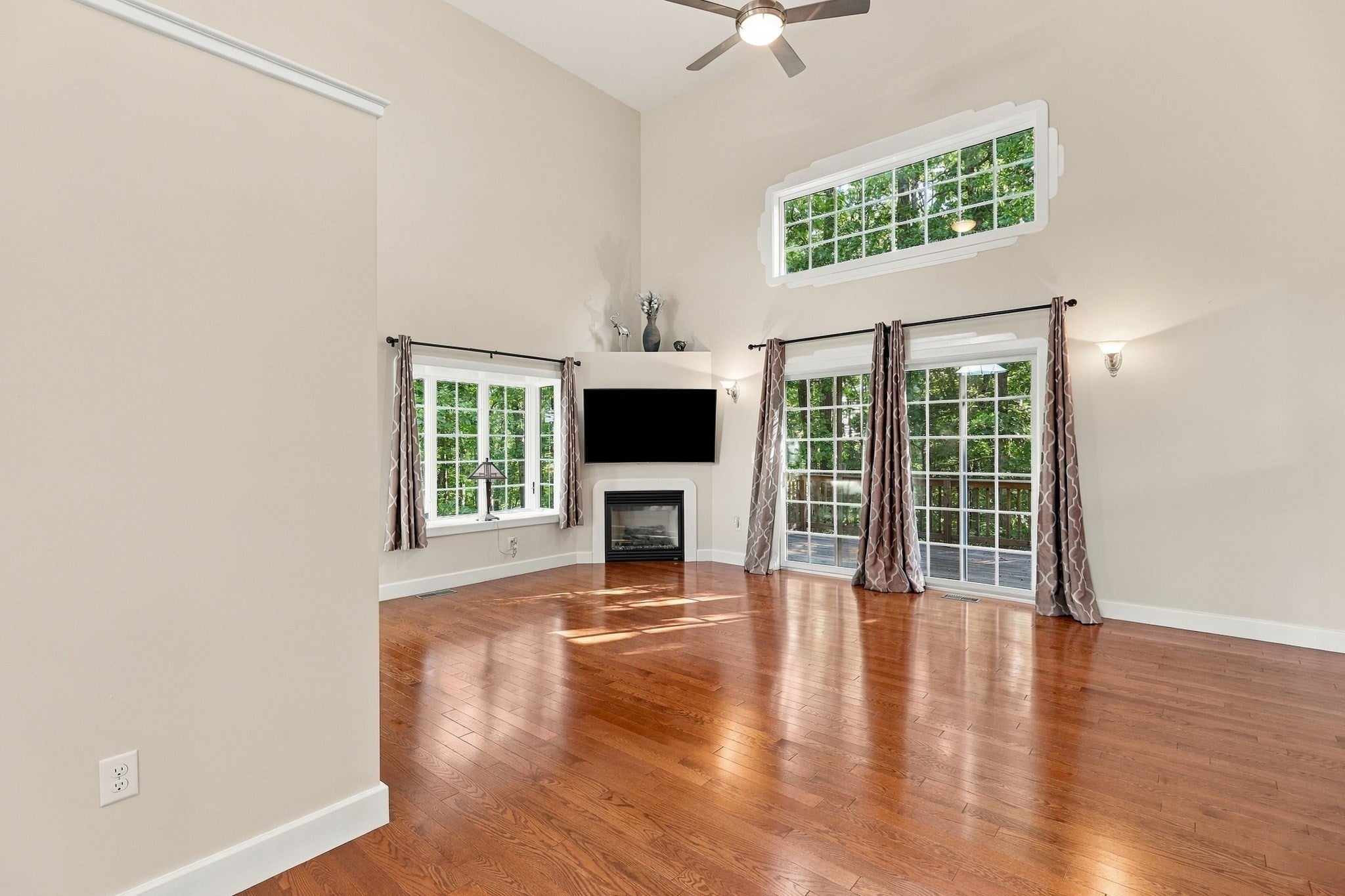 11 Aris Way, Milford, MA, 11 Aris Way, Milford, MA Photo #13