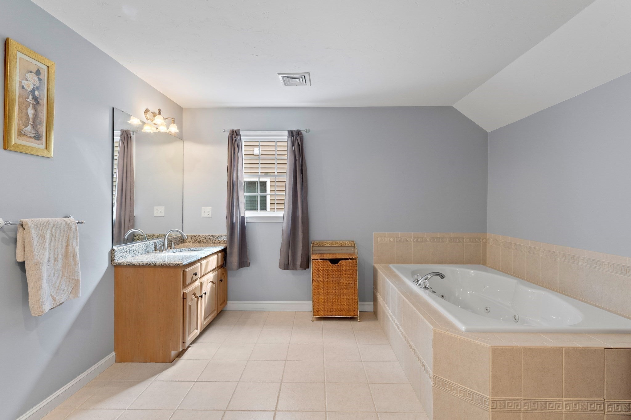 11 Aris Way, Milford, MA, 11 Aris Way, Milford, MA Photo #23