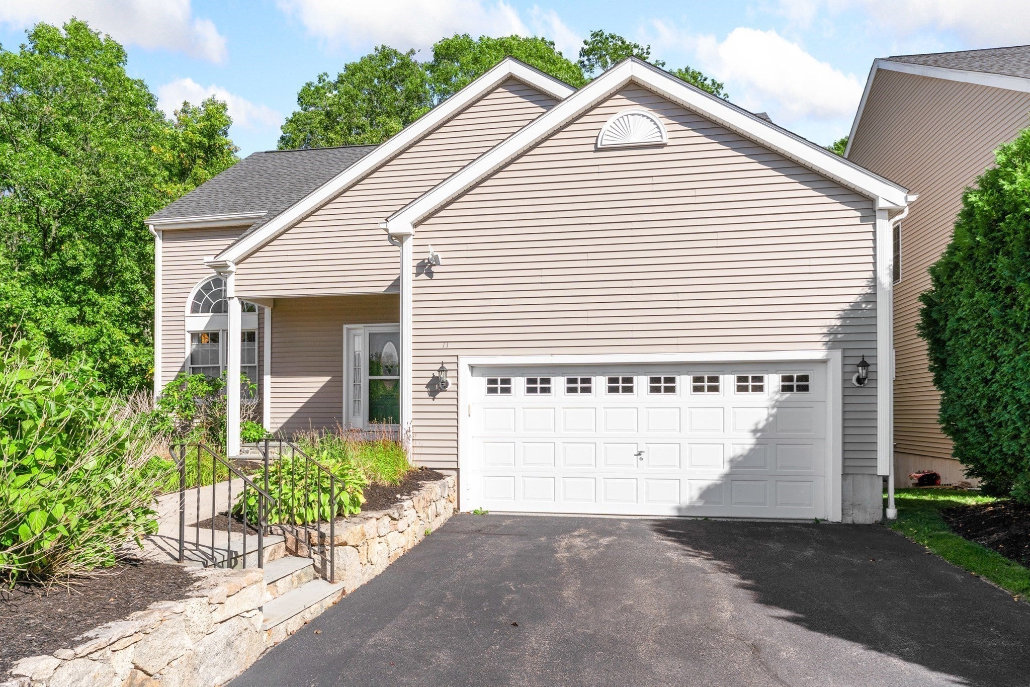 11 Aris Way, Milford, MA, 11 Aris Way, Milford, MA Photo #2