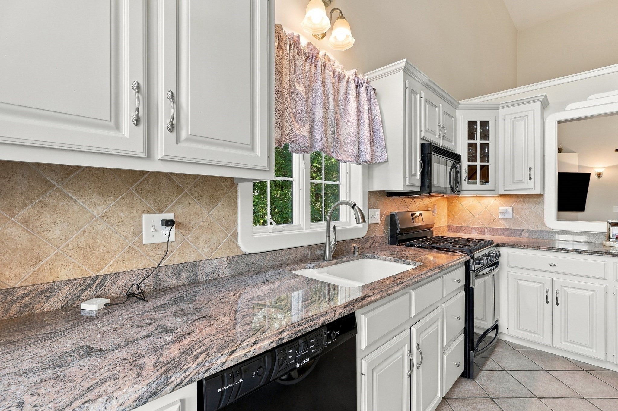 11 Aris Way, Milford, MA, 11 Aris Way, Milford, MA Photo #8