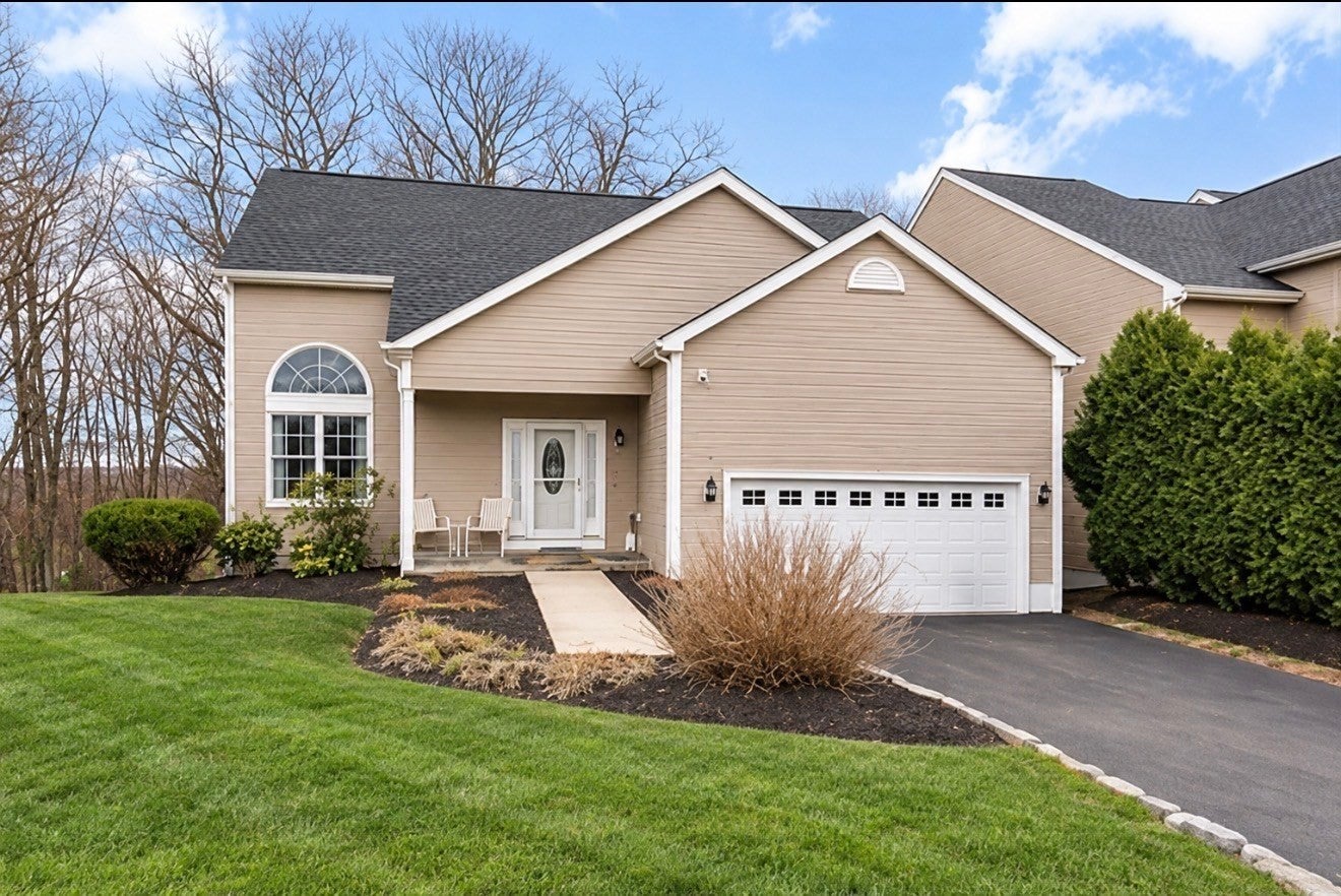 Photo of 11 Aris Way, Milford, MA