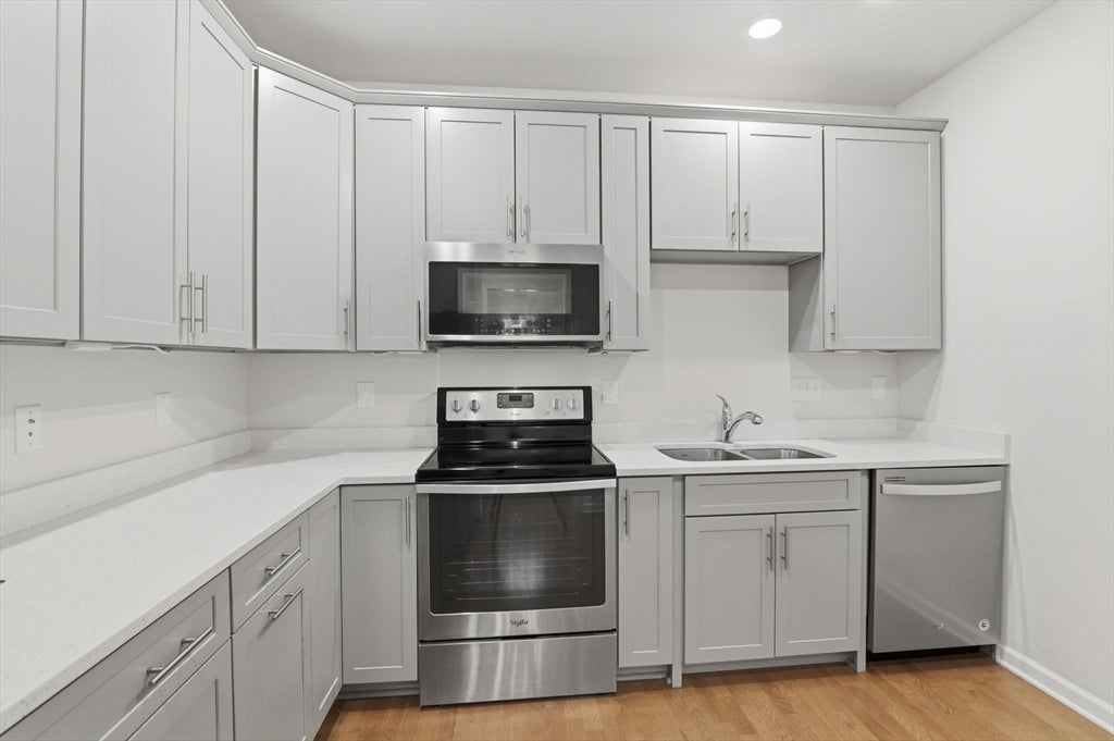 110 Trotter Rd #2401, Weymouth, MA Photo #8
