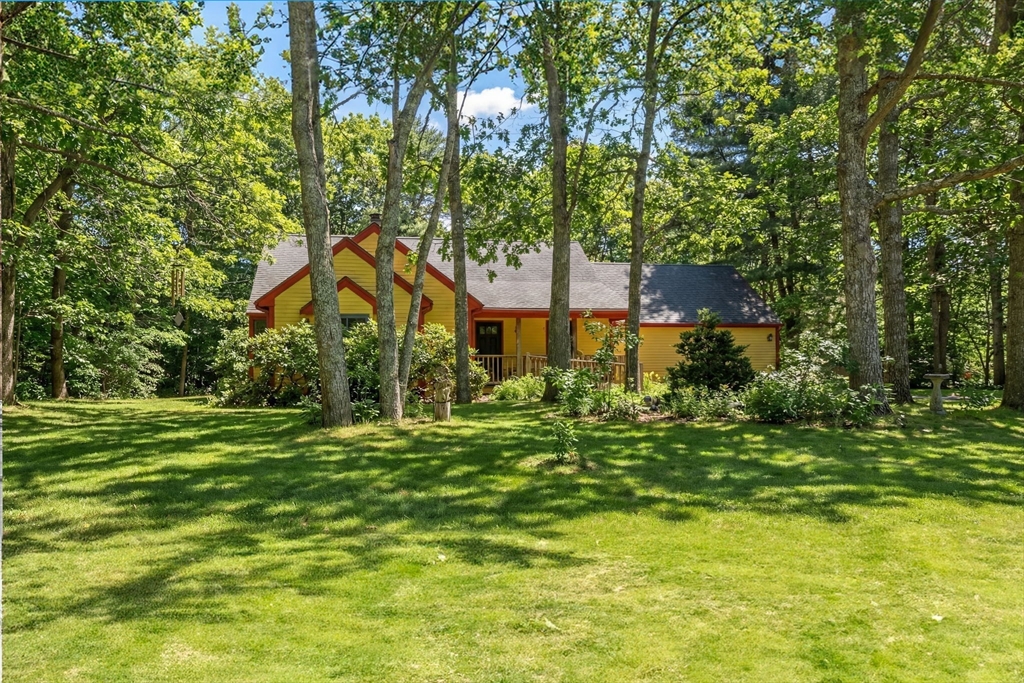 24 Widow Coombs Walk