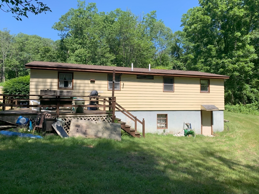 389 Breakneck Rd