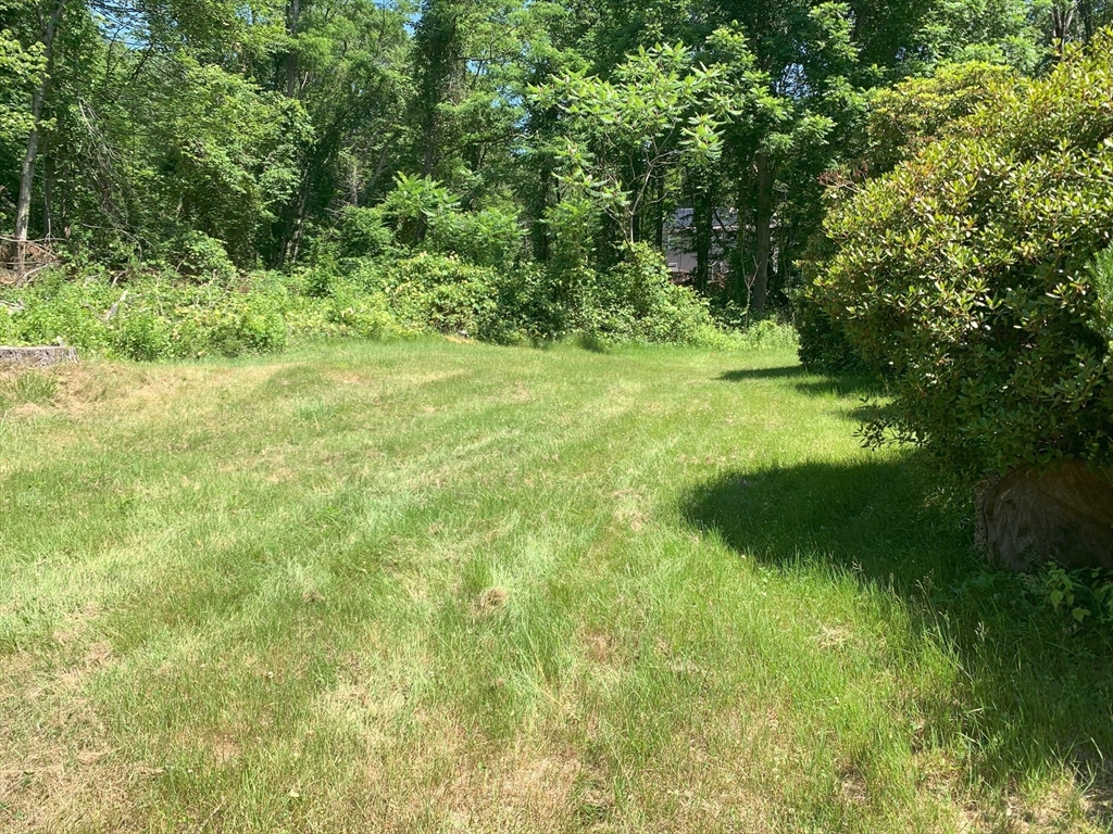 389 Breakneck Rd