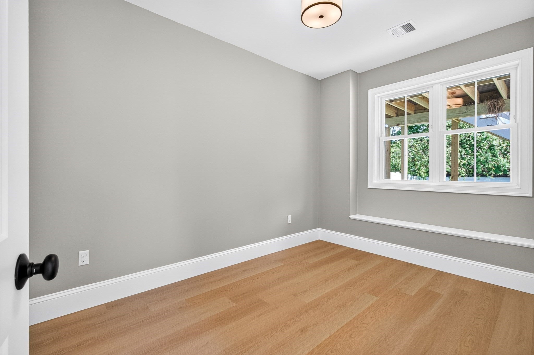 15 Milner Street, Waltham, MA Photo #35