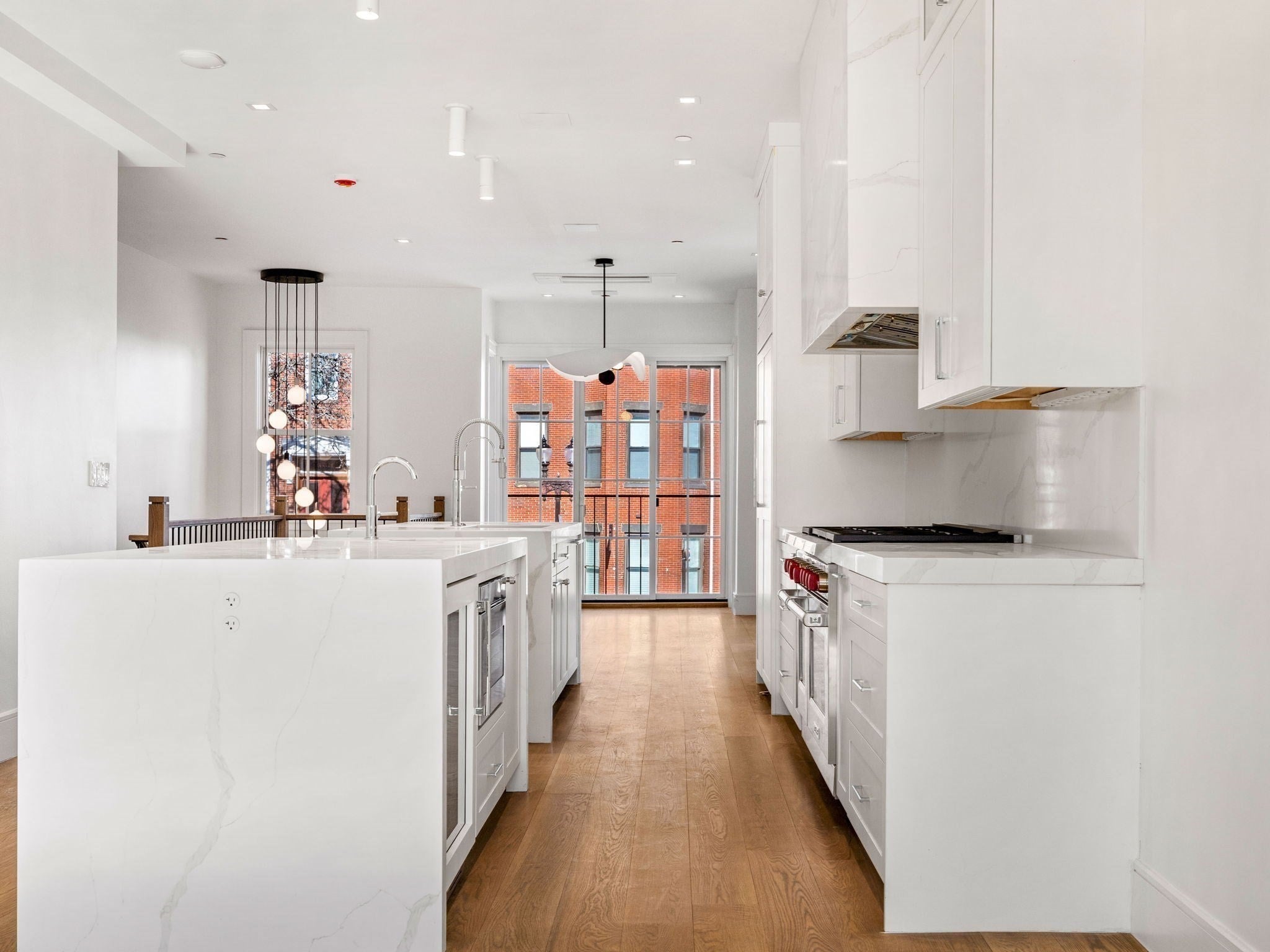 561 E Broadway