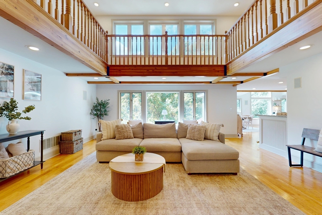 22 Old Cambridge Tpke