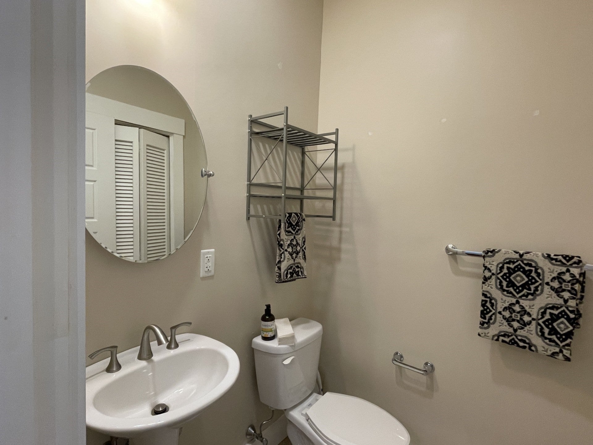54 Loomis St #1101, Bedford, MA, 54 Loomis St #1101, Bedford, MA Photo #11