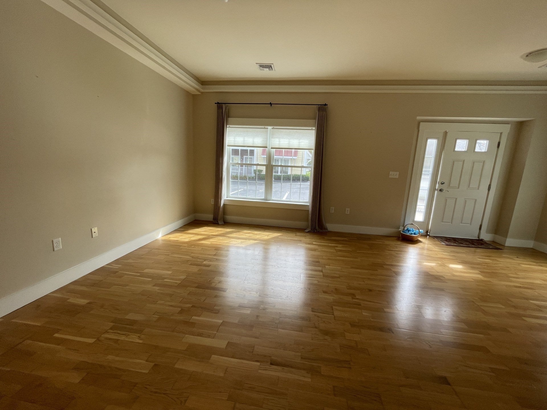 54 Loomis St #1101, Bedford, MA, 54 Loomis St #1101, Bedford, MA Photo #5