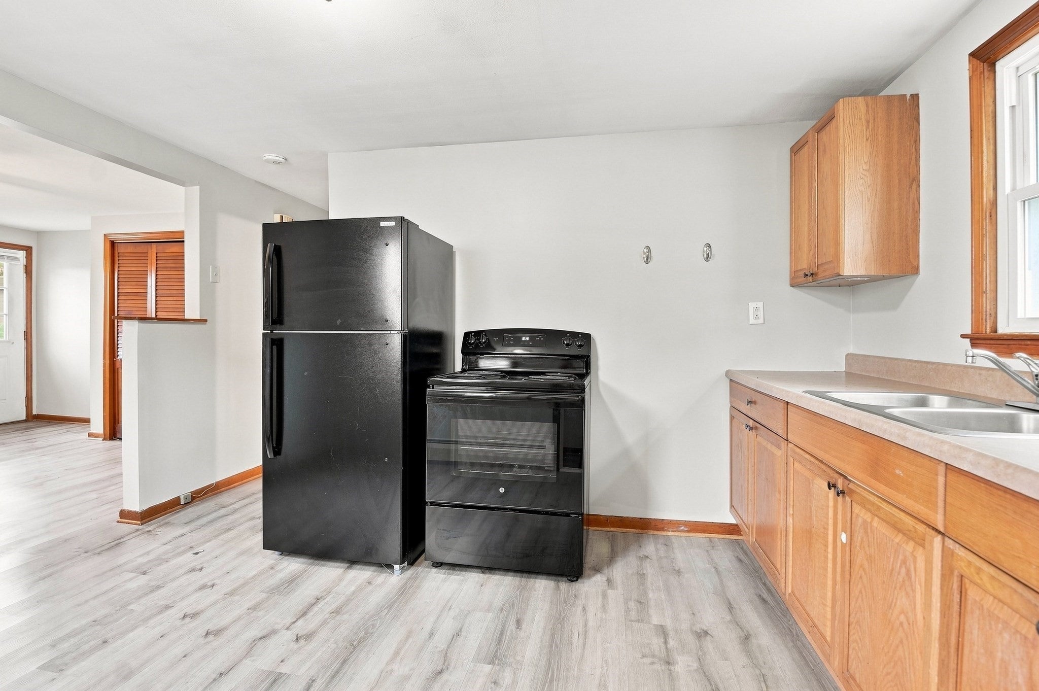 98 Kenberma Road, Worcester, MA, 98 Kenberma Road, Worcester, MA Photo #8