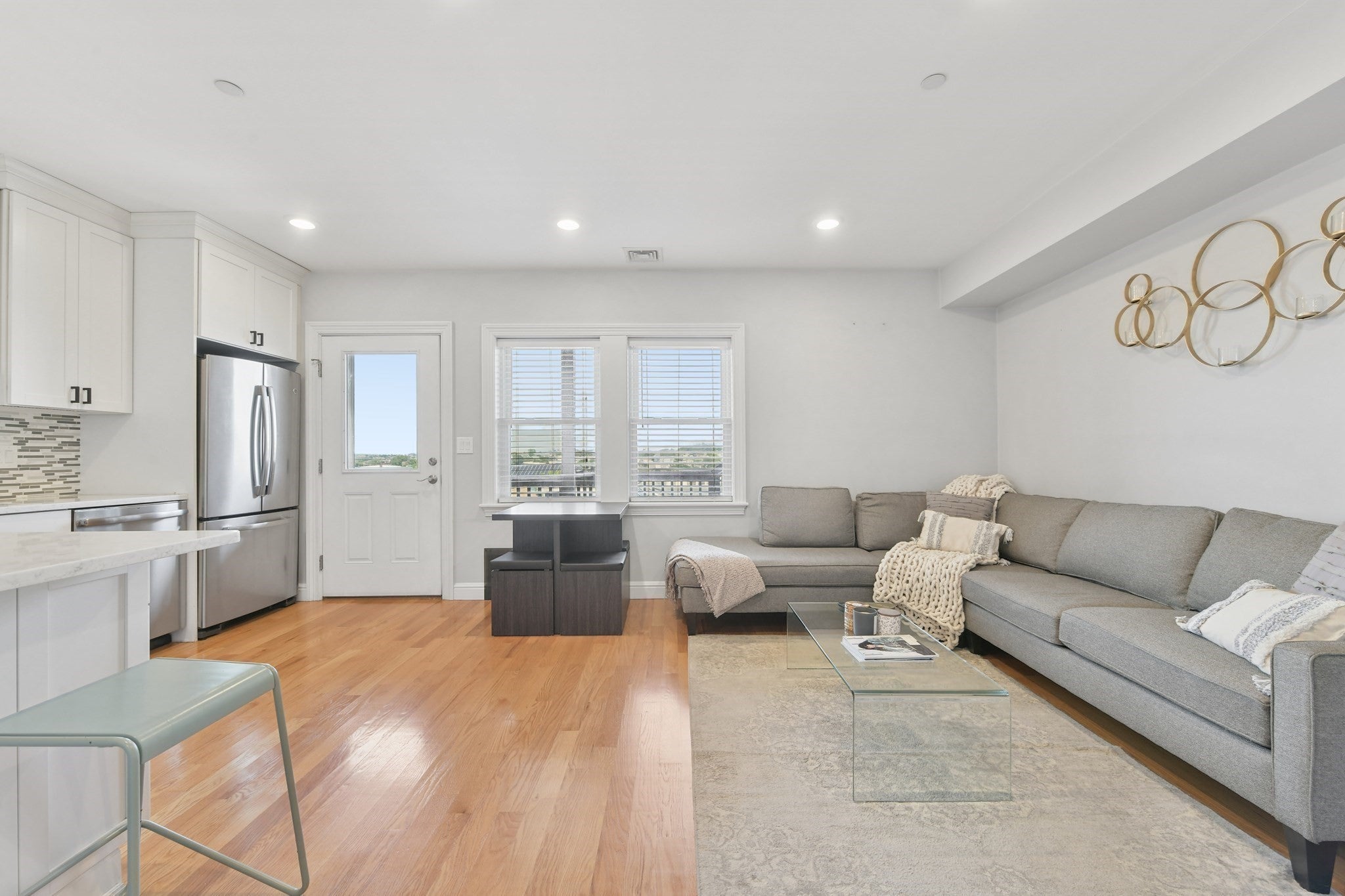 214-216 E Eagle St #5A, Boston, MA Photo #6