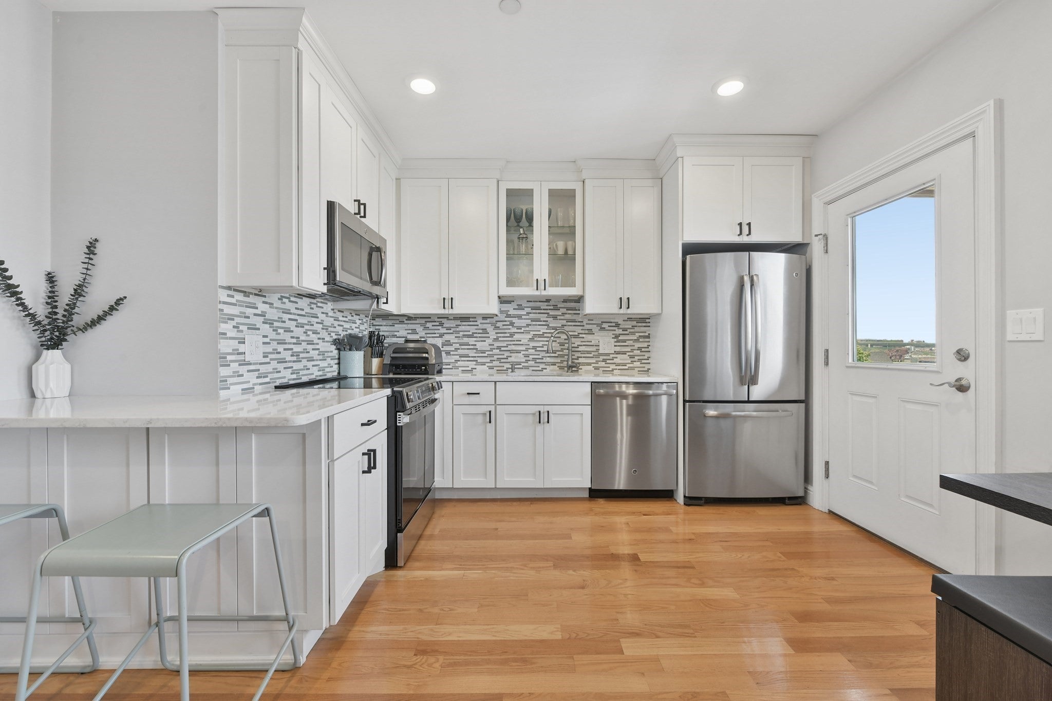 214-216 E Eagle St #5A, Boston, MA Photo #3