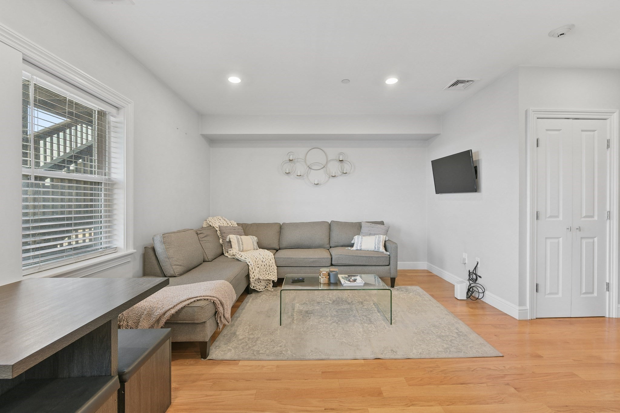 214-216 E Eagle St #5A, Boston, MA Photo #7