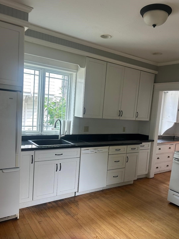 19 Wellesley Rd, Holyoke, MA, 19 Wellesley Rd, Holyoke, MA Photo #5