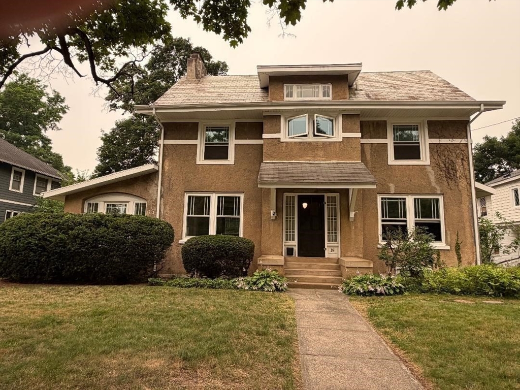 19 Wellesley Rd, Holyoke, MA, 19 Wellesley Rd, Holyoke, MA Photo #1