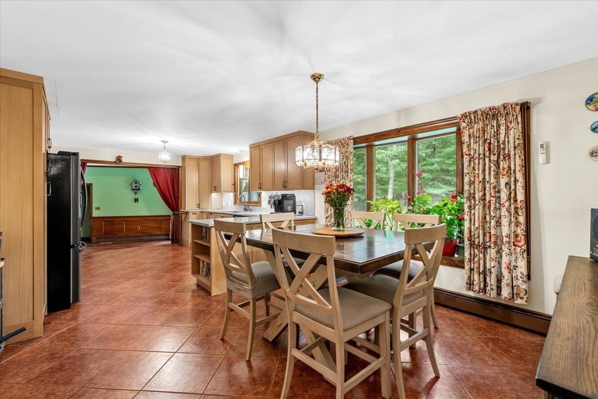 331 Mountain St, Sharon, MA, 331 Mountain St, Sharon, MA Photo #12