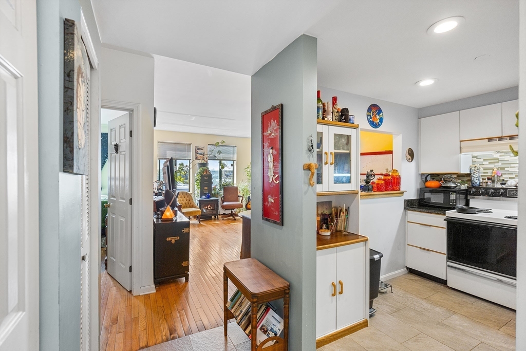 315 Rantoul St 402