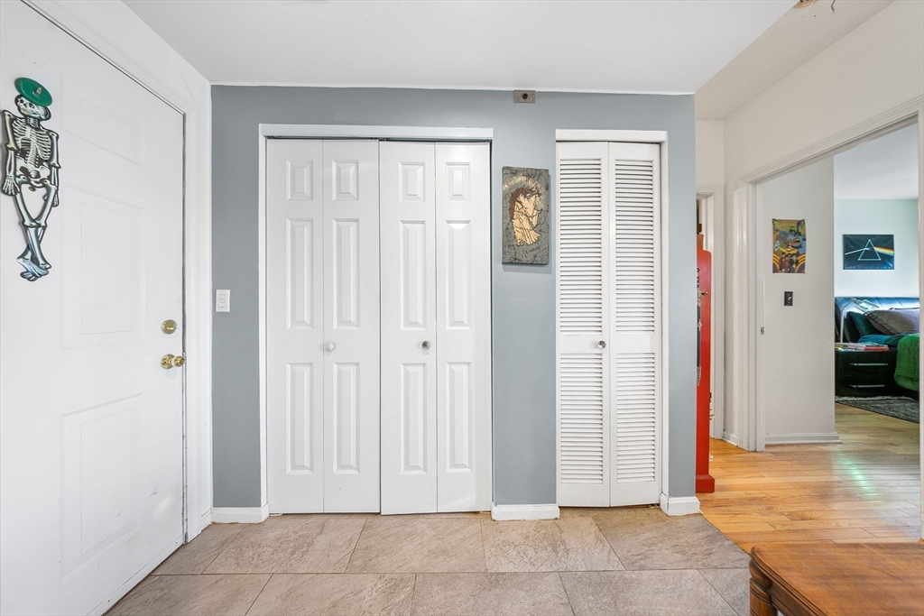 315 Rantoul St 402