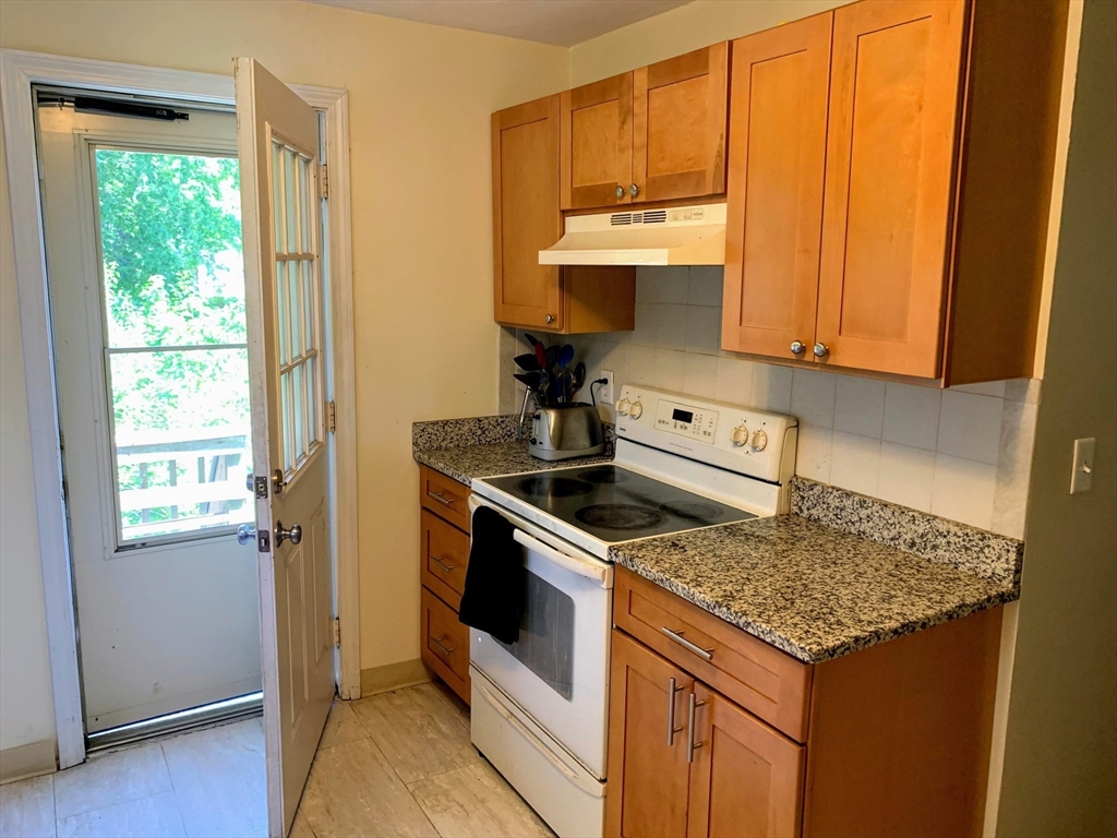 142 Washington #2, Woburn, MA, 142 Washington #2, Woburn, MA Photo #2