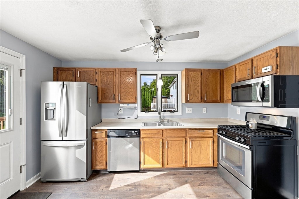 15 Sunflower Lane #B, Westfield, MA, 15 Sunflower Lane #B, Westfield, MA Photo #11